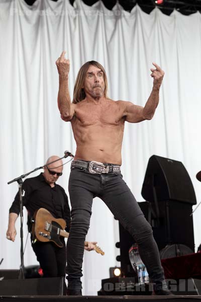 IGGY POP - 2016-08-28 - SAINT CLOUD - Domaine National - Grande Scene - 